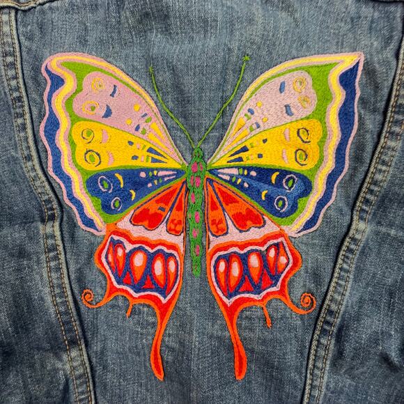 1970s Wrangler USA Denim Jacket 42 | Trucker Fit | Embroidered Butterfly - Picture 7 of 15
